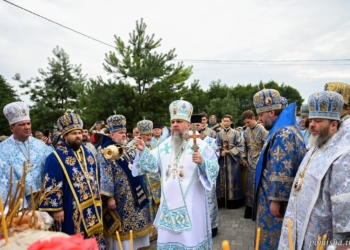 Предстоятель помолився за полеглих захисників України