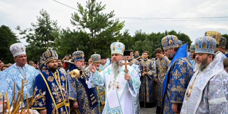 Предстоятель помолився за полеглих захисників України