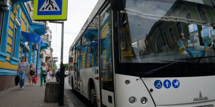 У Тернополі з’явилися чотири автобусні маршрути