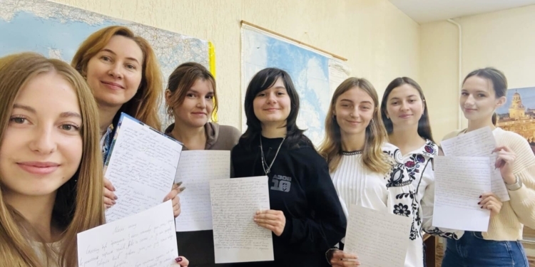 Запрошує факультет іноземних мов ТНПУ