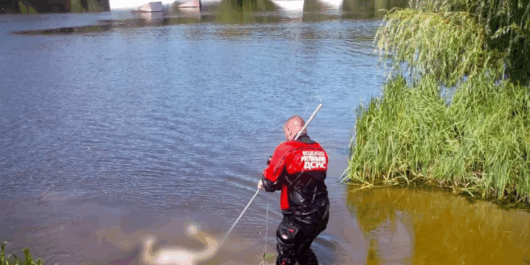 Зі столичних водойм дістали двох потопельників