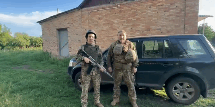 Авто від «Української команди» вже на службі у військових