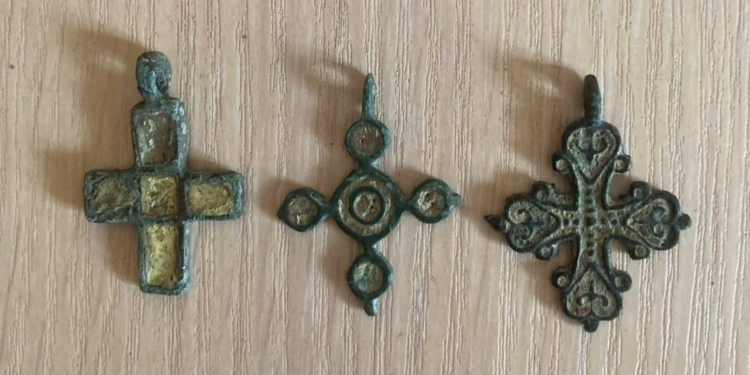 Львівському музею передали конфісковані на митниці старовинні прикраси