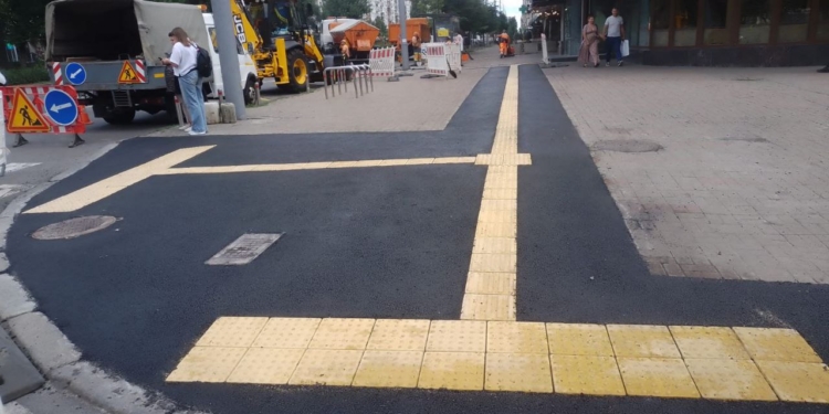 У Києві облаштовують безбар’єрний підхід до Головного військового госпіталя