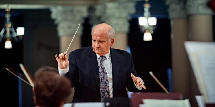 Національна філармонія України: новий концертний сезон із новим головним диригентом