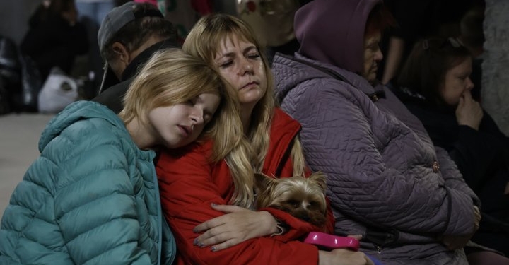 Киянам нагадують правила поведінки в укриттях