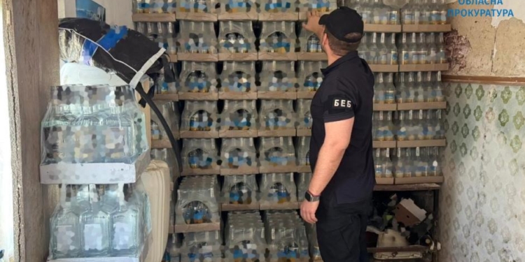 Накрили незаконний бізнес фальсифікованого алкоголю