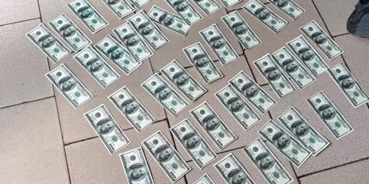 За 5000 доларів обіцяла допомогу з переоформлення інвалідності