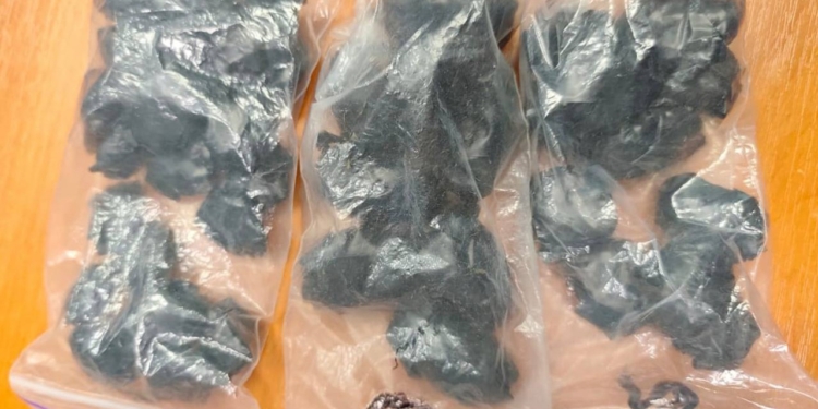 Закладника наркотиків спіймали у метро