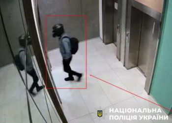 Чоловік вчинив жорстокий напад на дівчину у Києві