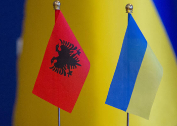 У посла України в Албанії стався серцевий напад