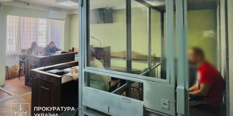 На Оболоні чоловік протягом години пограбував дітей