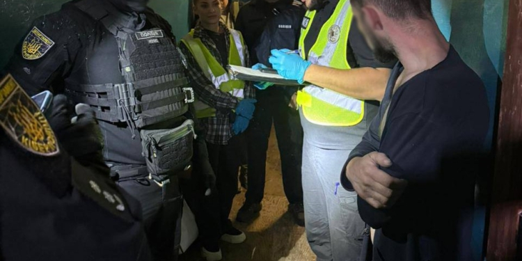 Столичні правоохоронці затримали педофіла