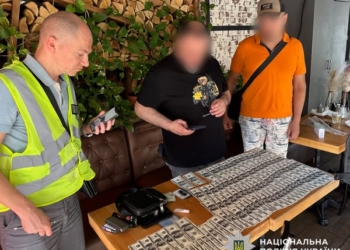 Влаштовував призовників на кпідприємство заради бронювання