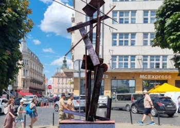 скульптури