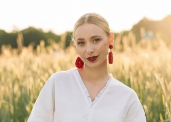 Катерина Репʼяхова поскаржилася на пластику