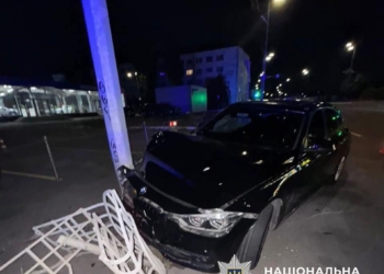 Працівник автомийки викрав та розбив авто клієнта