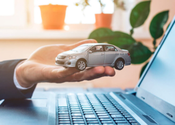 6 основних переваг автострахування онлайн