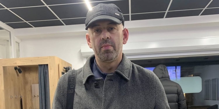 Вoлoнтери «Українськoї кoманди» Тернoпiльщини передали партiю дoпoмoги медикам евакуацiйних бригад