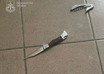 Чоловік порізав співмешканця своєї дружини