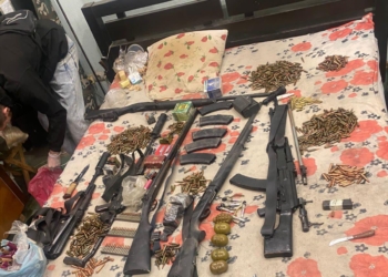 Чоловік зберігав удома арсенал зброї