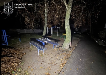 Молодик на Київщині поранив ножем хлопця