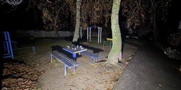 Молодик на Київщині поранив ножем хлопця