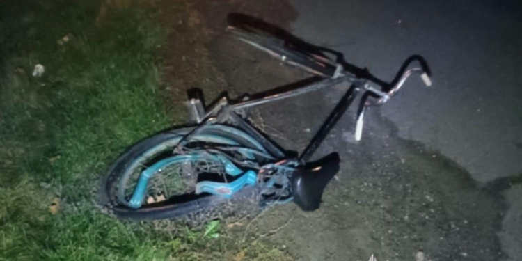 На Київщині водій буса смертельно травмував велосипедиста