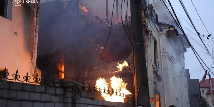 Перші наслідки пекельної ночі для Києва