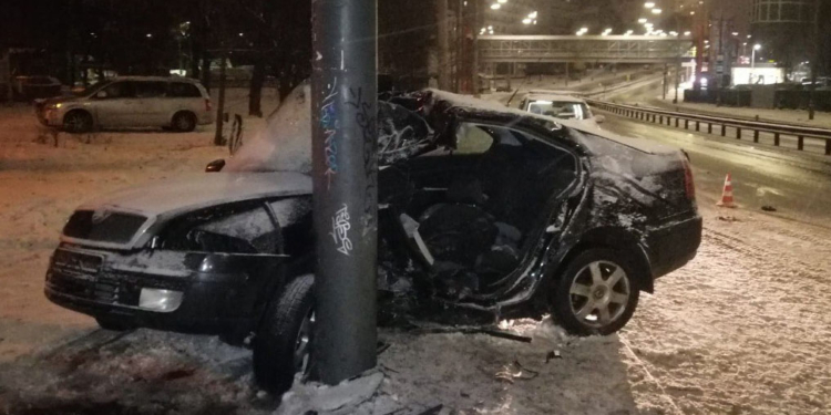 У автотрощі загинув молодий киянин