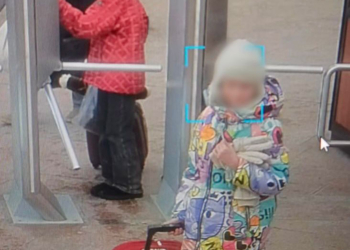 Дві столичні школярки пустилися у мандри по області