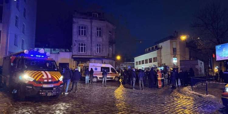 Нічний теракт забрав життя 23-річної поліцейської