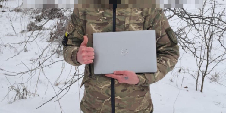 Ноутбук для 105