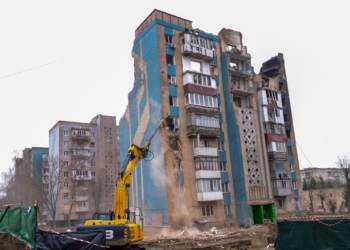 46 влaсників зруйновaних квaртир отримaють грошову допомогу