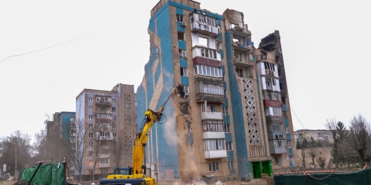 46 влaсників зруйновaних квaртир отримaють грошову допомогу