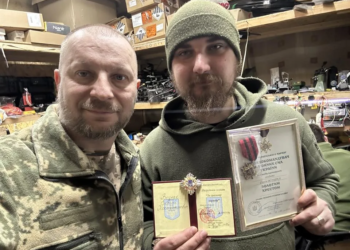 Боєць підрозділу «БАРНІ» став кавалером «Золотого хреста»