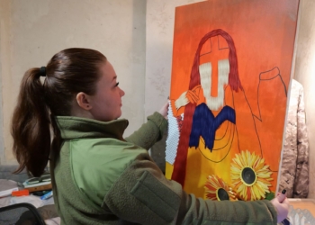 Медикиня 44-ї бригади рятує бійців