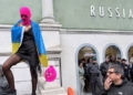 Pussy Riot та Femen провели акцію протесту у Венеції на підтримку України