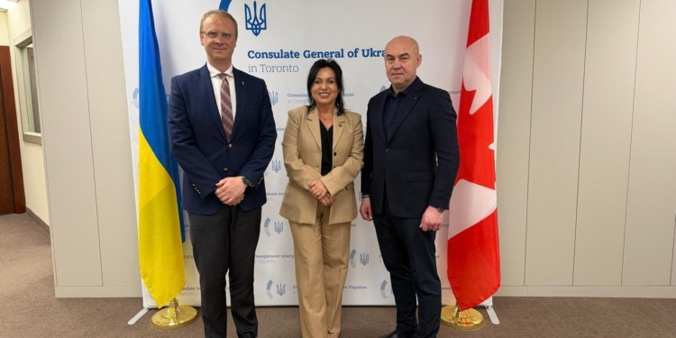 Сергій Надал підписав угоду про побратимство Тернополя з Міссіссаґою