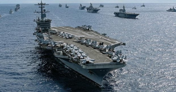 Китай будує макети кораблів США для відпрацювання атак