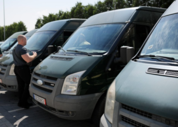 Латвія передала прикордонникам сім нових авто