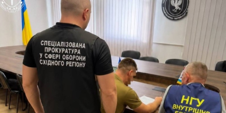 Махінації на дровах: нацгвардійця підозрюють у розкраданні