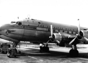 На дні океану знайшли уламки літака Pan Am через 74 роки