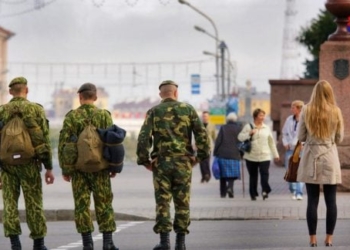 Росіяни масово відмовляються від банків: криза довіри