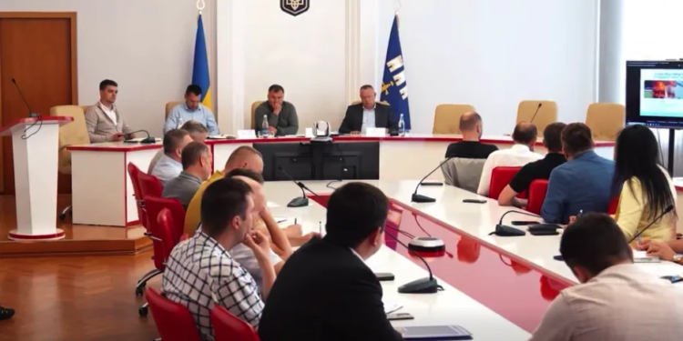 Відновлення попри обстріли: на Тернопільщині презентували 4 державні програми для постраждалого бізнесу