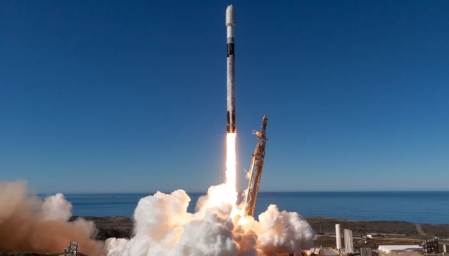 SpaceX припиняє бронювання запусків Falcon 9 після 2028 року