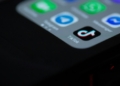 TikTok під слідством у Британії через захист дітей