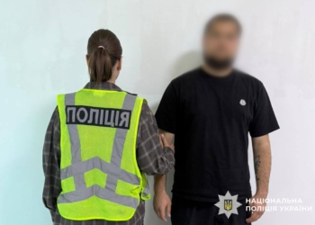 У Києві шахрай ошукав пенсіонерку на мільйон гривень