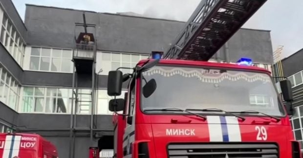 У Мінську спалахнув завод, що виготовляє деталі для ракет