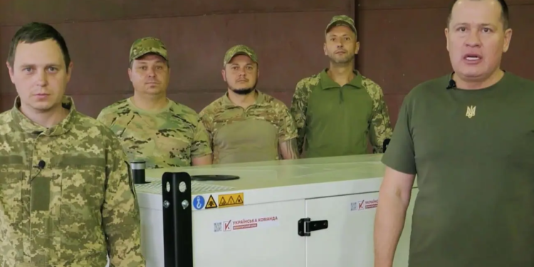 «Українська команда» забезпечила потужним генератором бійців 33-го штурмового полку
